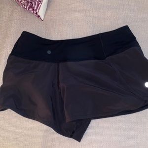 LULULEMON SPEED UP SHORT “4